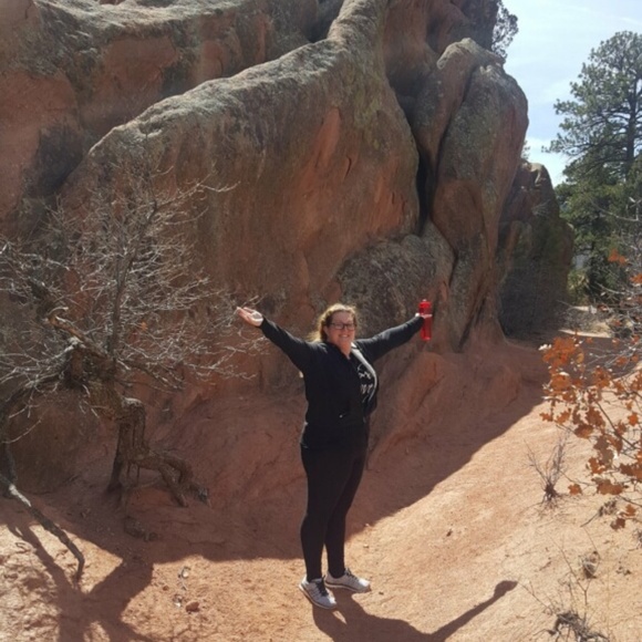 Meet your Posher, Kristina - Picture 2 of 4